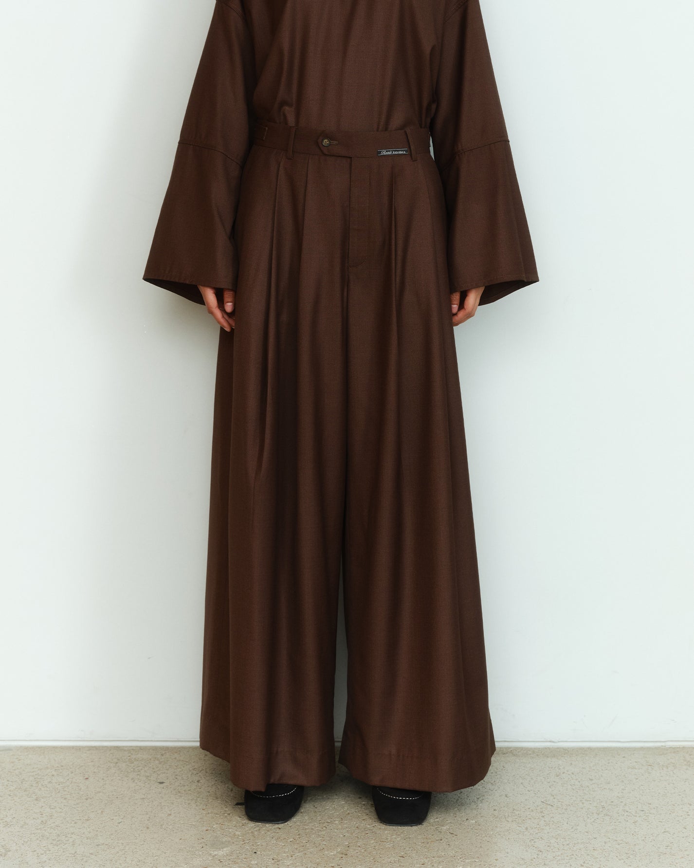 BROWN WIDE LEG SLACKS