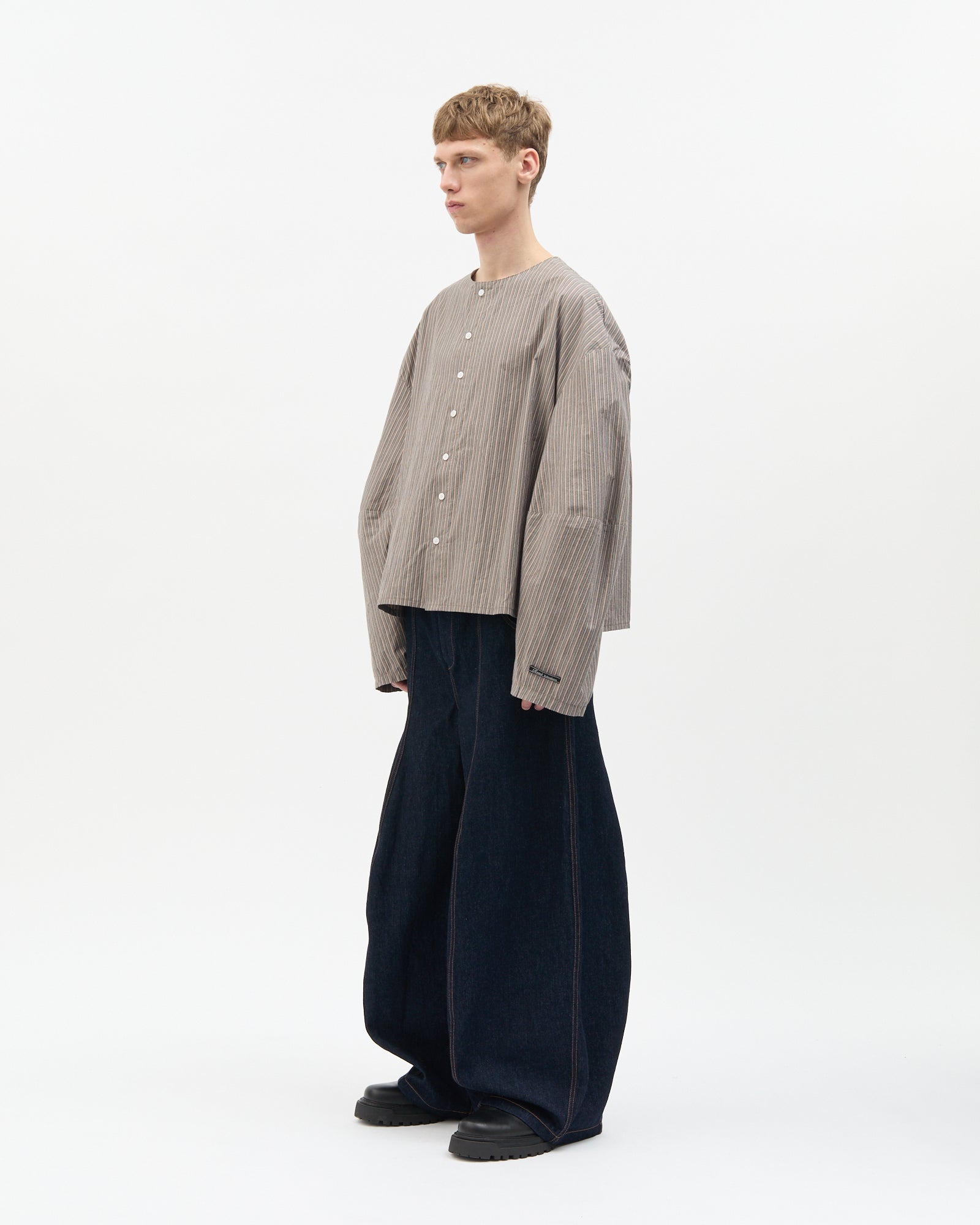 Muddy Stripe Elbow-Cut Shirt