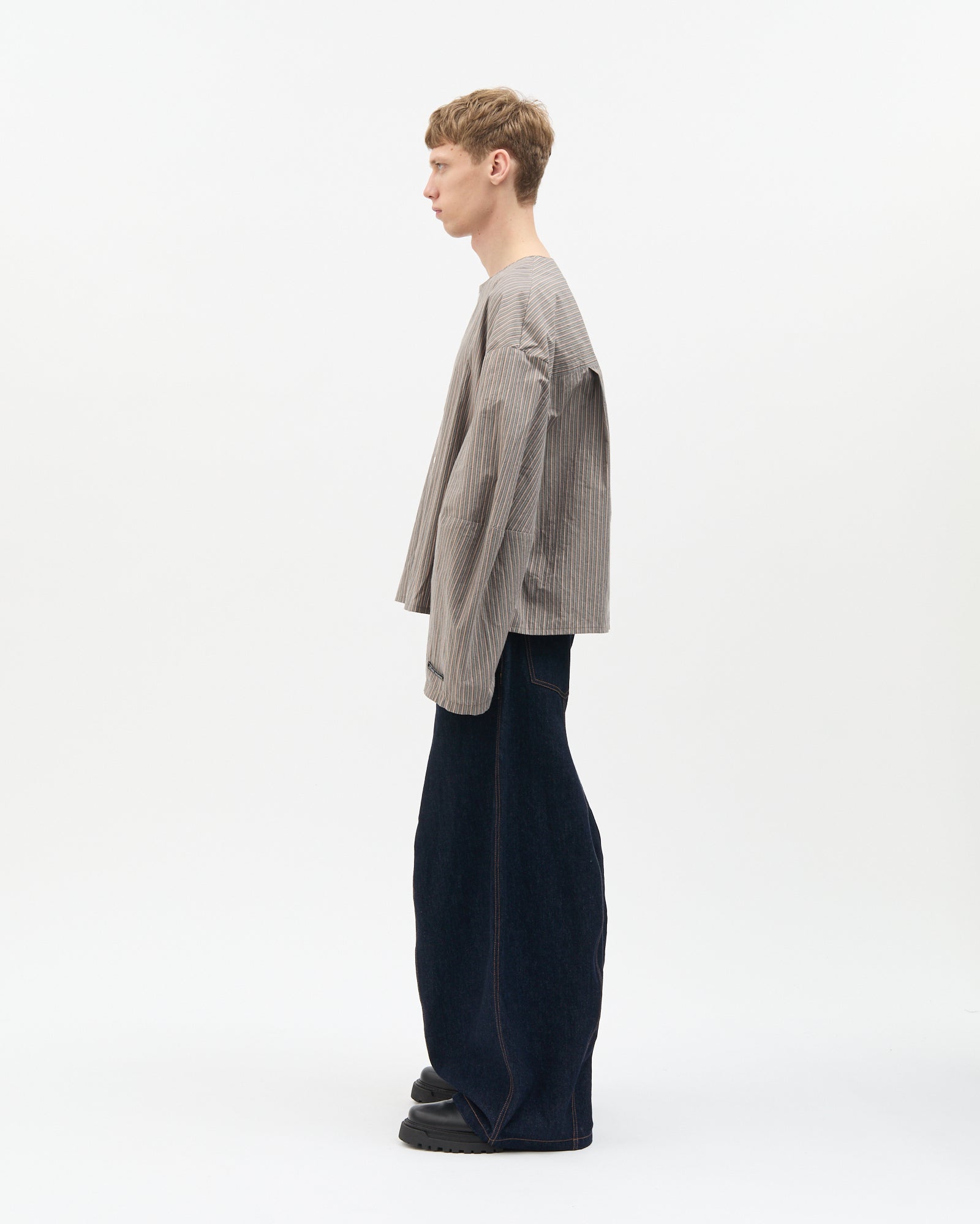 Muddy Stripe Elbow-Cut Shirt