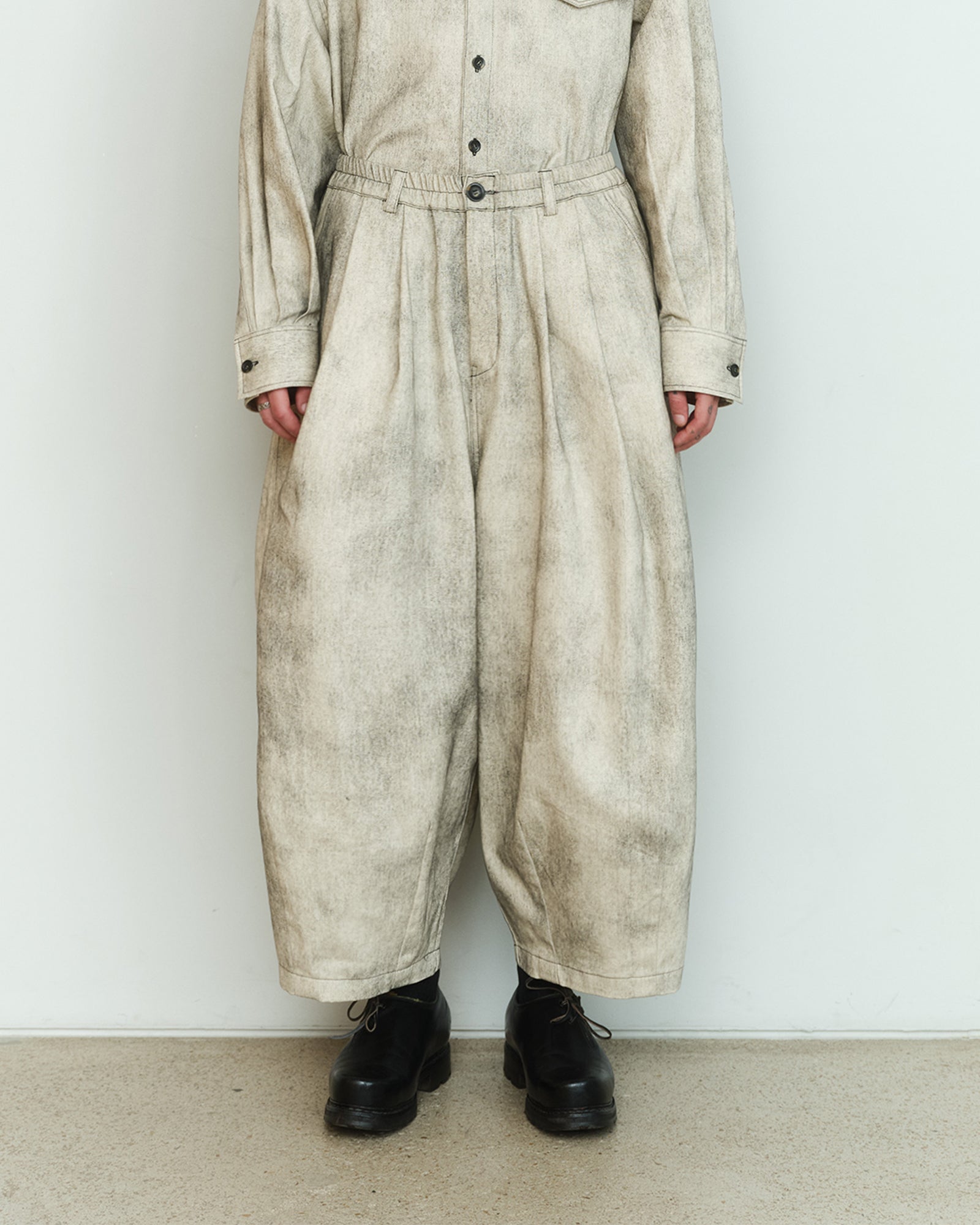 PAINTED DENIM COCOON PANTS