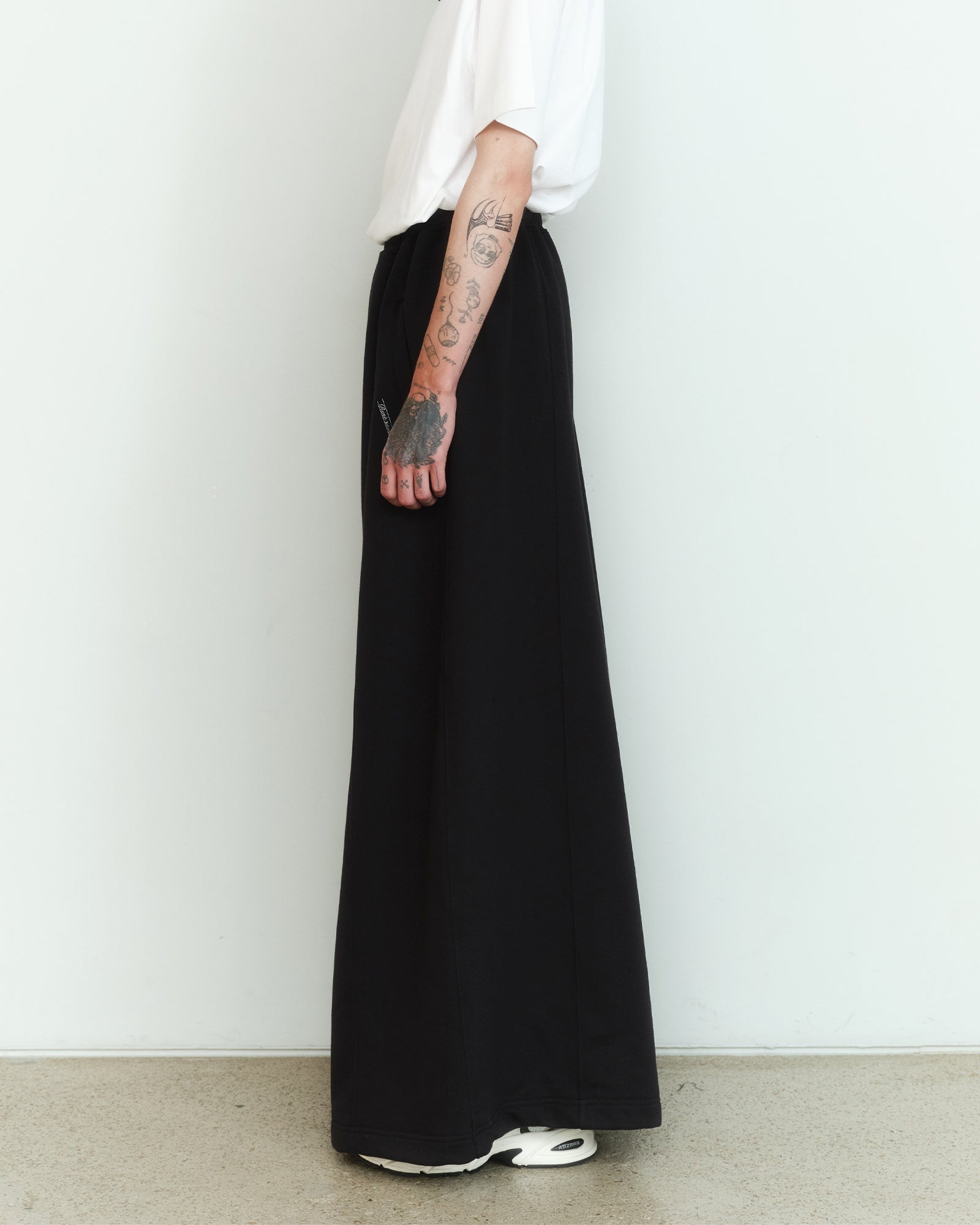 LOUNGE PANTS