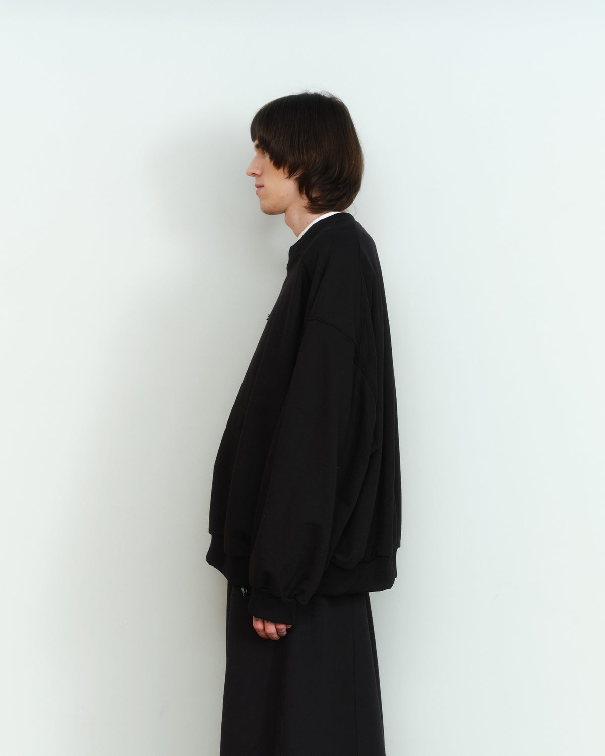 MASSIVE CREWNECK SWEATER