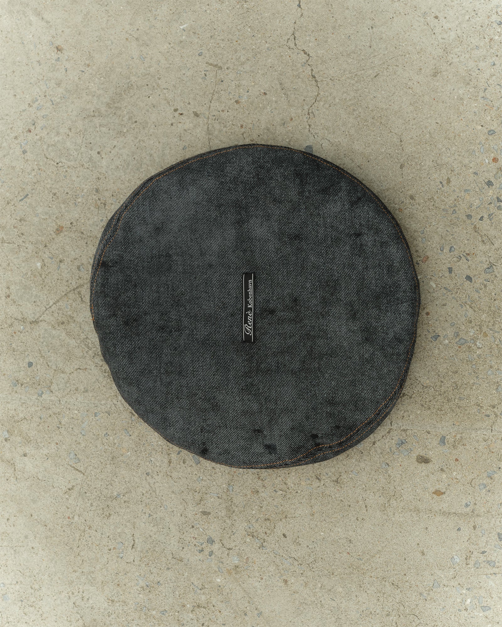 DARK SMOKE PAINTED DENIM BERET
