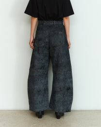 PAINTED DENIM CURVED PANTS