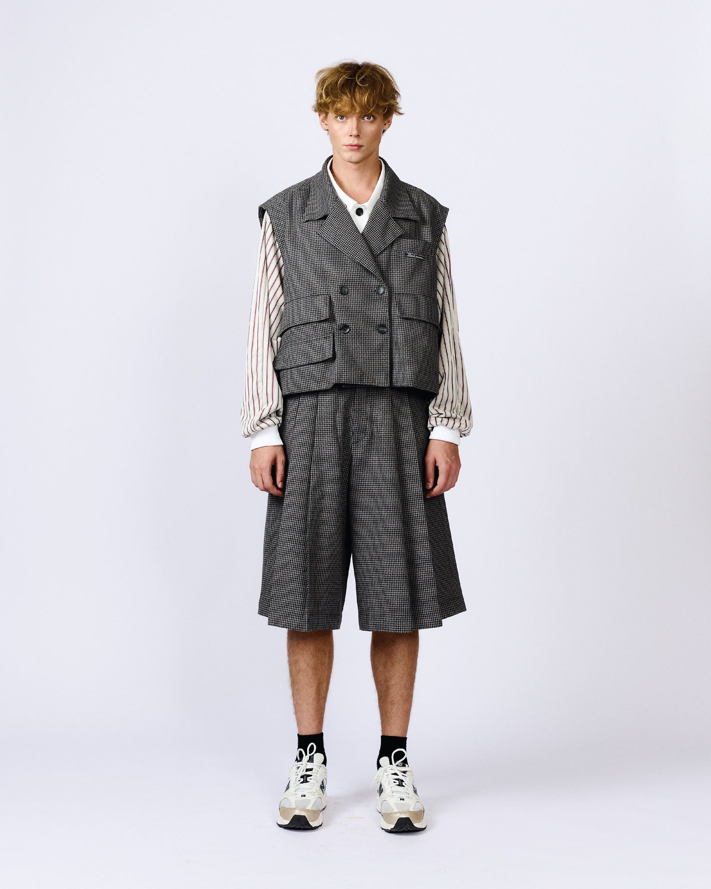 RENÈ CROPPED TWEED VEST