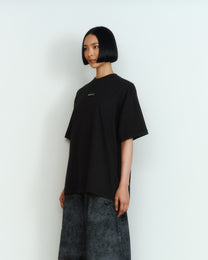 BLACK CREW NECK TEE