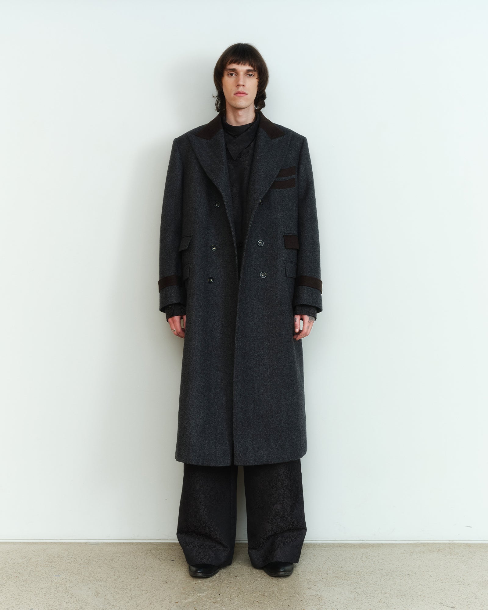 STRUCTURED WOOL COAT